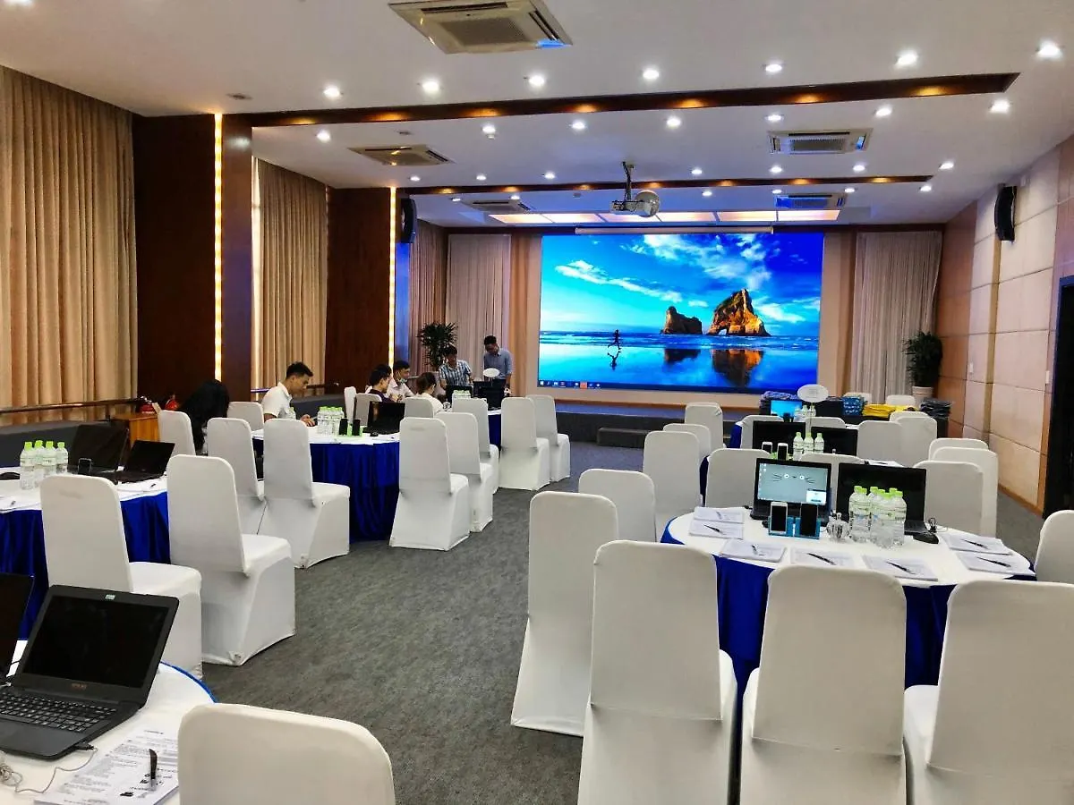 Vien Dong Hotel - Near Bui Vien Walking Street Ho Chi Minh City