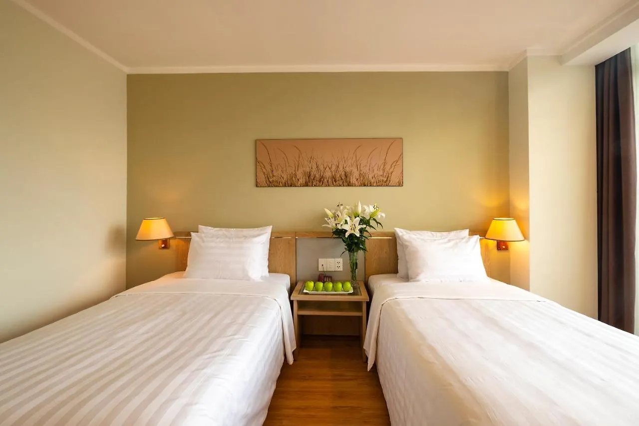 Vien Dong Hotel - Near Bui Vien Walking Street Ho Chi Minh City