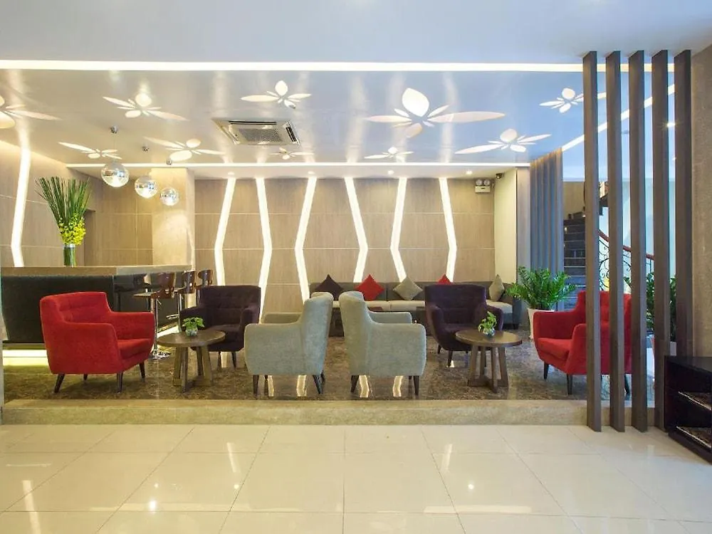 Vien Dong Hotel - Near Bui Vien Walking Street Ho Chi Minh City 3*,