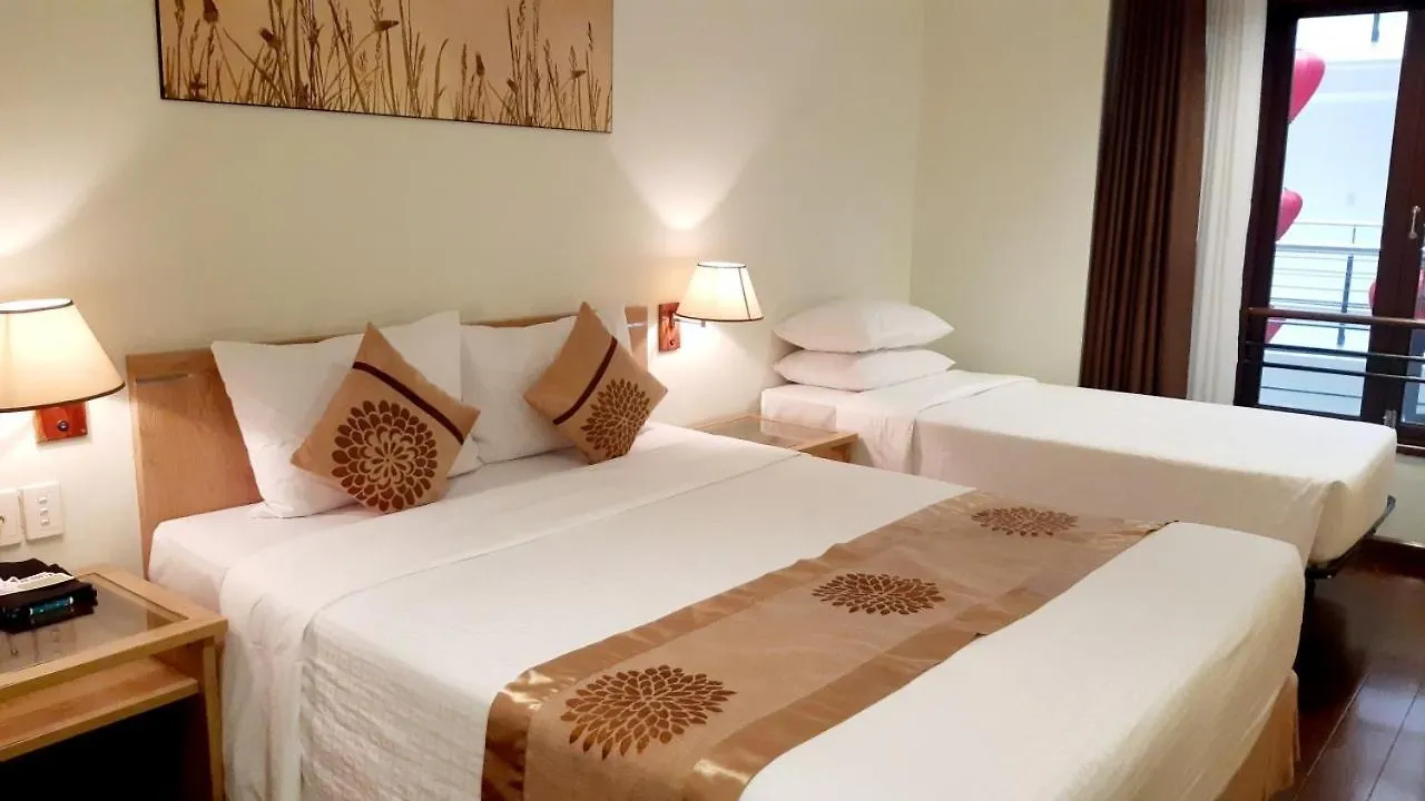 Vien Dong Hotel - Near Bui Vien Walking Street Hô Chi Minh-Ville